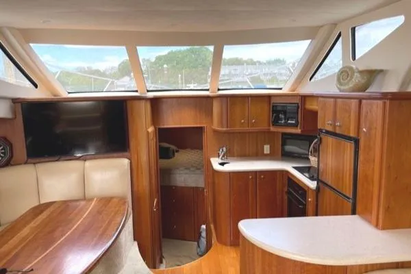 Slide: The Image of Silverton 39 Motor Yacht 2002 - 9