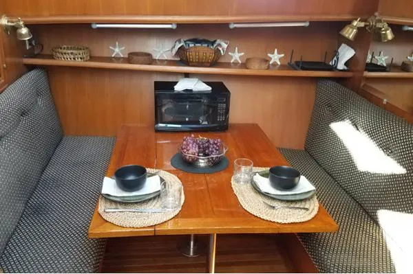 Slide: The Image of Tung Hwa Offshore 38 Sundeck 1985 - 8