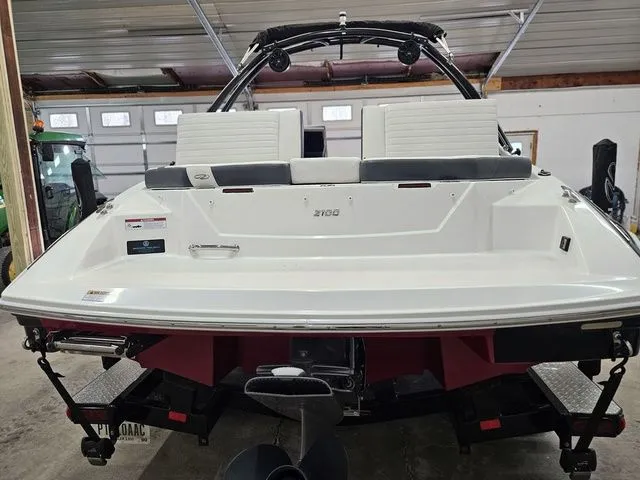 Slide: The Image of Regal 2100 2017 - 22