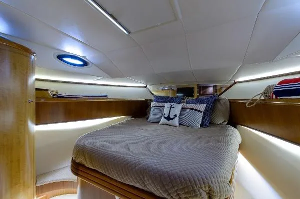 Slide: The Image of Maverick 48 2015 - 11