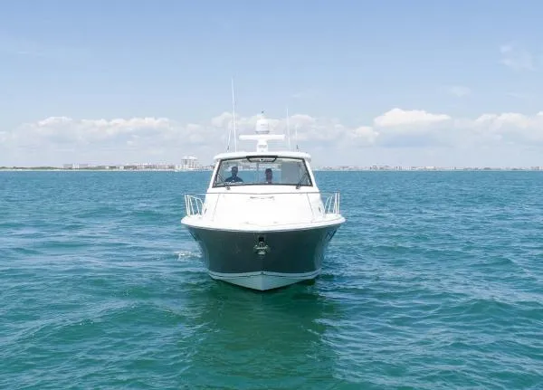 Slide: The Image of Pursuit OS 355 Offshore 2020 - 1
