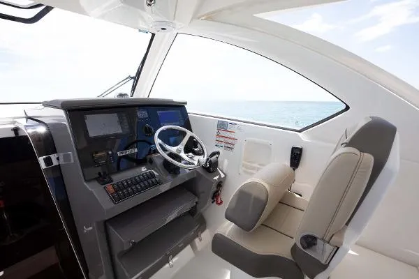 Slide: The Image of Pursuit OS 355 Offshore 2020 - 10