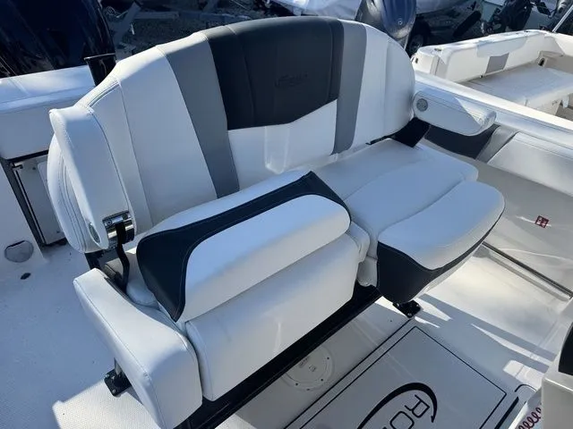 Slide: The Image of Robalo R230 Center Console 2026 - 12
