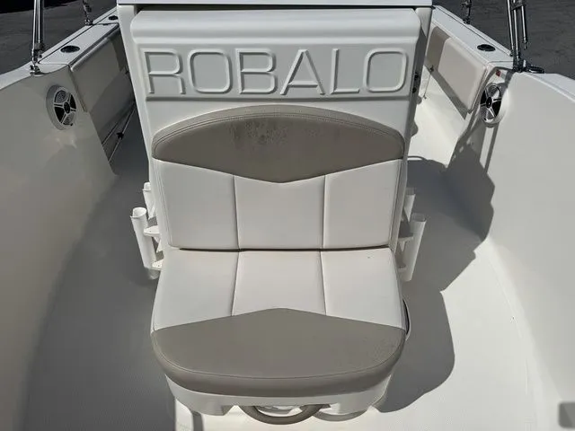 Slide: The Image of Robalo R180 Center Console 2016 - 16