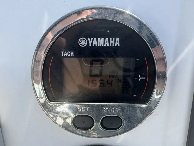 Slide: The Image of Robalo R180 Center Console 2016 - 24