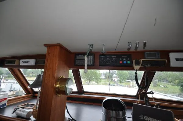 Slide: The Image of Burger F/B Motor Yacht 1962 - 6