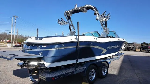 Slide: The Image of MasterCraft X30 2015 - 5