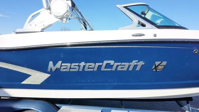 Slide: The Image of MasterCraft X30 2015 - 7