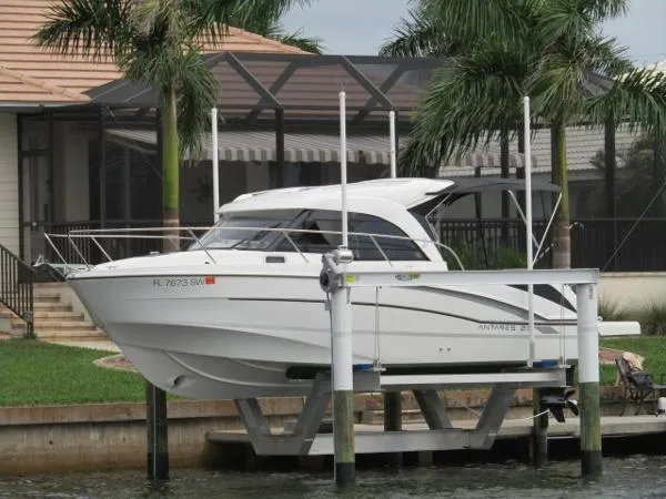 Slide: The Image of Beneteau Antares 23 2020 - 7