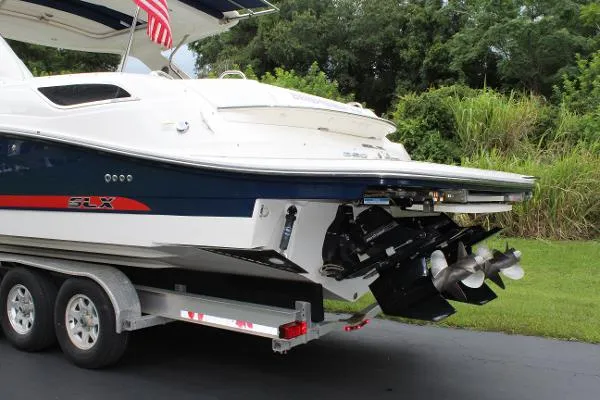 Slide: The Image of Sea Ray 350 SLX 2016 - 4