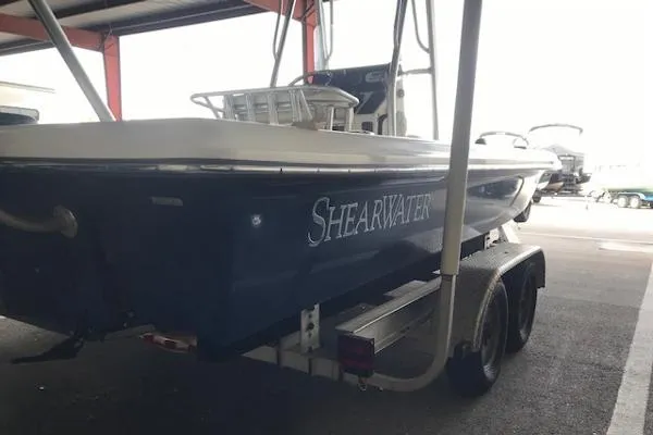 Slide: The Image of Shearwater 2200 Coastal 2004 - 4
