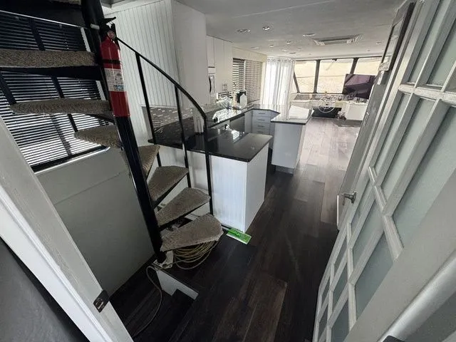 Slide: The Image of Skipperliner 510 Inter-Coastal Motoryacht 1994 - 17