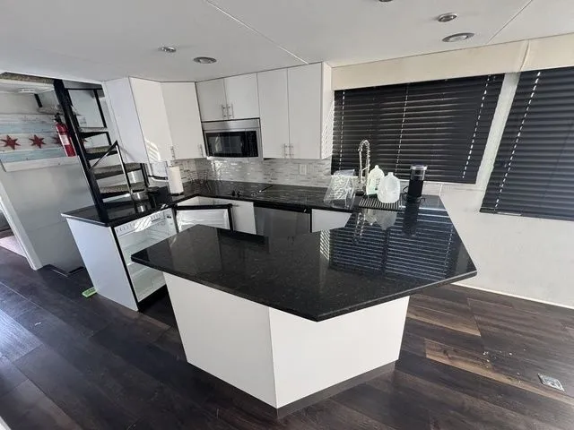 Slide: The Image of Skipperliner 510 Inter-Coastal Motoryacht 1994 - 28