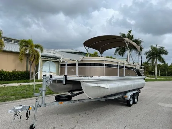 Slide: The Image of Bennington 2075 GS 2014 - 2