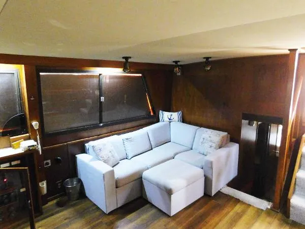 Slide: The Image of Atlantic 47 Motor Yacht 1987 - 3