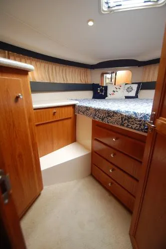 Slide: The Image of Carver Yachts 356 Motor Yacht 2000 - 11