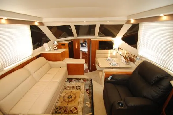 Slide: The Image of Carver Yachts 356 Motor Yacht 2000 - 3