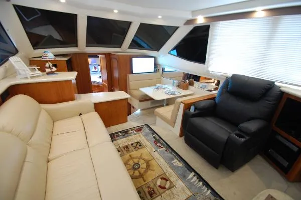 Slide: The Image of Carver Yachts 356 Motor Yacht 2000 - 4
