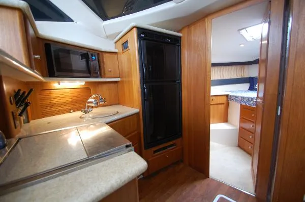 Slide: The Image of Carver Yachts 356 Motor Yacht 2000 - 7