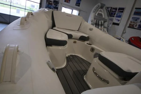 Slide: The Image of Zodiac Yachtline 490 2021 - 10