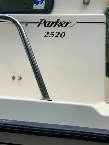 Slide: The Image of Parker Marine 2520 Deep Vee Sport Cabin 1998 - 8