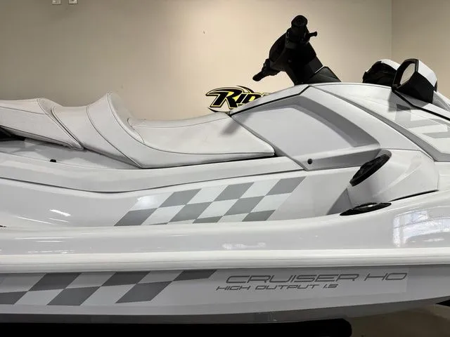 Slide: The Image of Yamaha VX Cruiser HO 2023 - 13