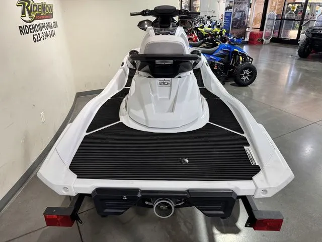 Slide: The Image of Yamaha VX Cruiser HO 2023 - 8