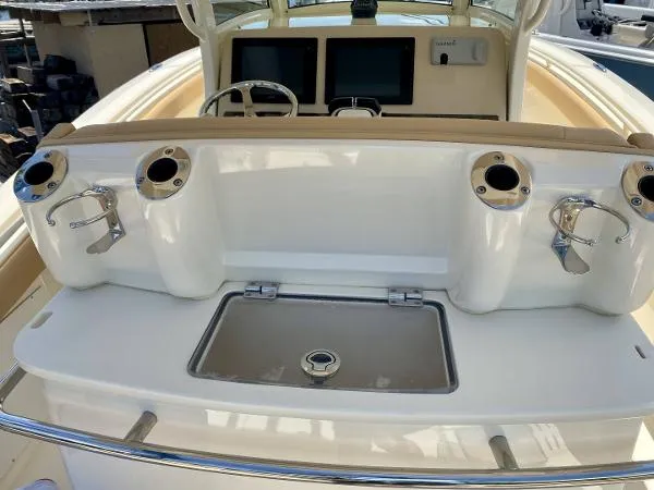Slide: The Image of Scout 300 LXF 2015 - 7
