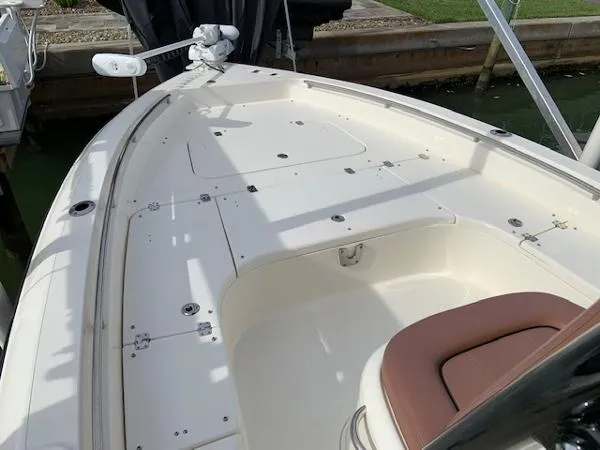 Slide: The Image of Shearwater 25LTD 2020 - 2