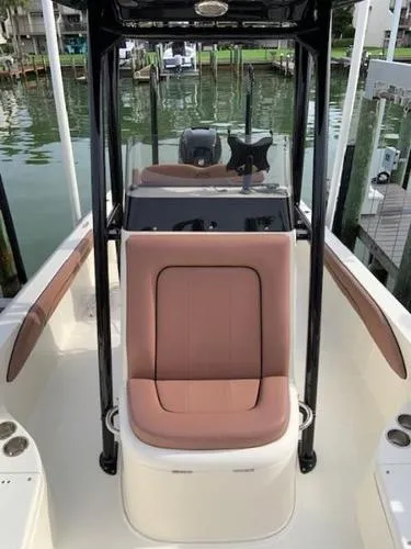 Slide: The Image of Shearwater 25 Carolina 2020 - 7