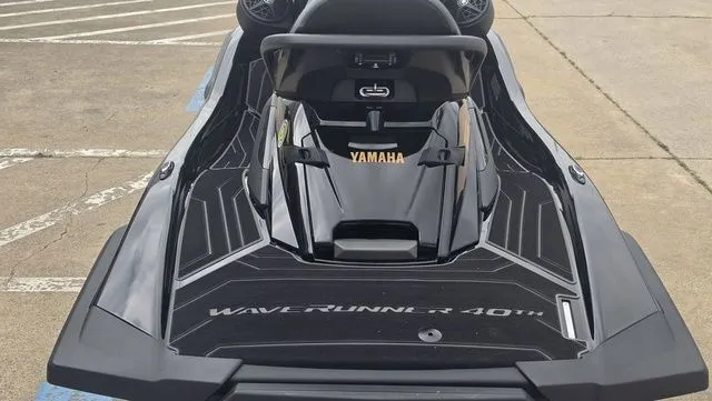 Slide: The Image of Yamaha FX Limited SVHO 2026 - 15