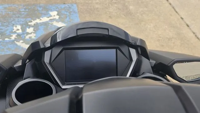 Slide: The Image of Yamaha FX Limited SVHO 2026 - 20