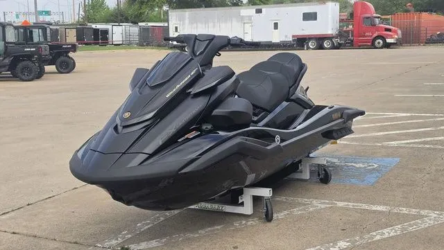 Slide: The Image of Yamaha FX Limited SVHO 2026 - 5