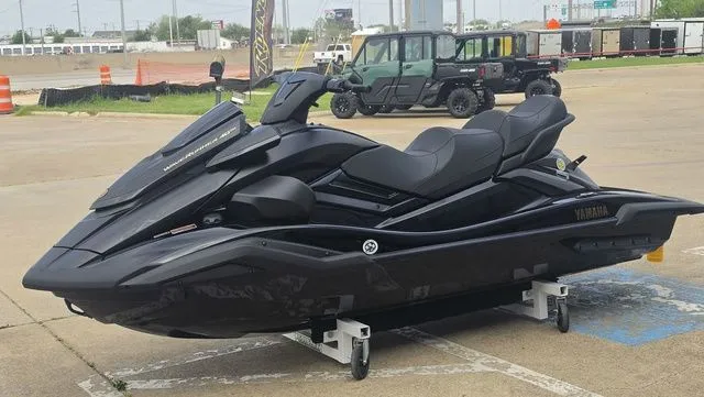 Slide: The Image of Yamaha FX Limited SVHO 2026 - 7