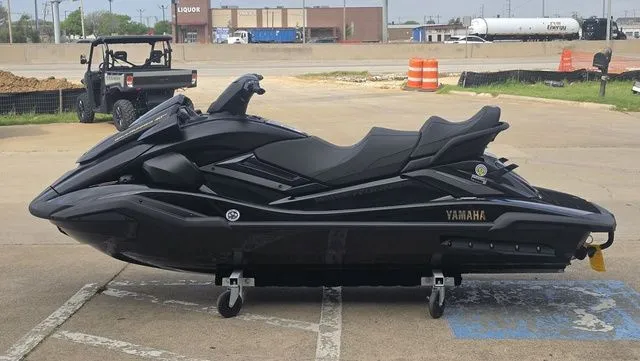 Slide: The Image of Yamaha FX Limited SVHO 2026 - 8