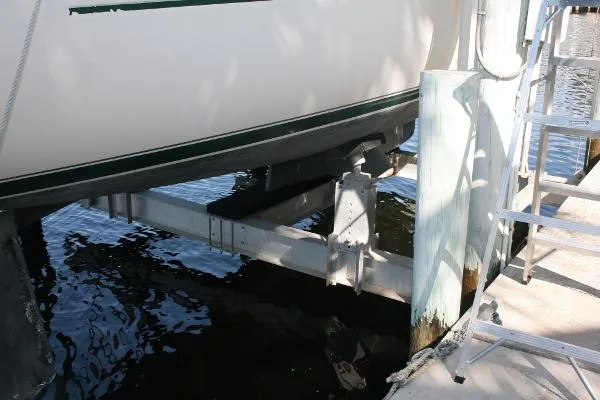 Slide: The Image of Beneteau 331 KC 2003 - 4