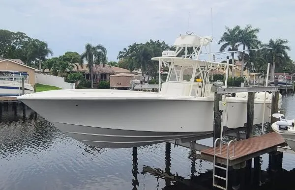 Slide: The Image of SeaVee 390z Center Console 2016 - 0