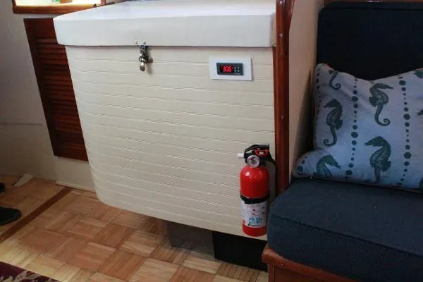 Slide: The Image of Morgan 46 Pilothouse Motorsailer 1978 - 9