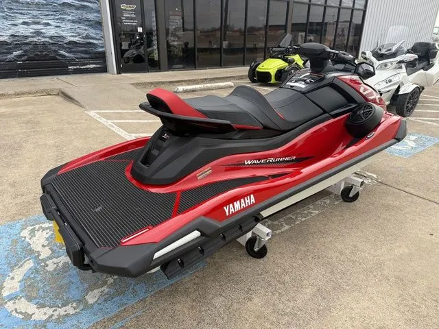 Slide: The Image of Yamaha VX Cruiser 2026 - 10