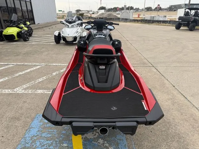 Slide: The Image of Yamaha VX Cruiser 2026 - 12