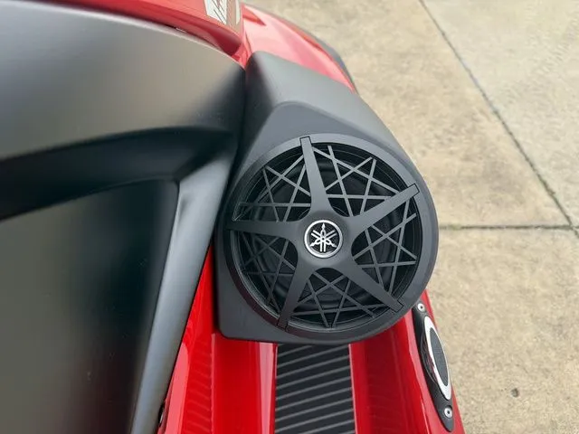 Slide: The Image of Yamaha VX Cruiser 2026 - 16