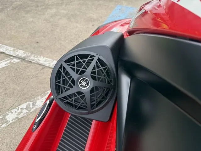 Slide: The Image of Yamaha VX Cruiser 2026 - 17