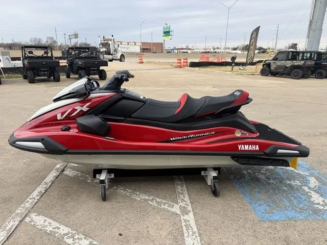 Slide: The Image of Yamaha VX Cruiser 2026 - 9