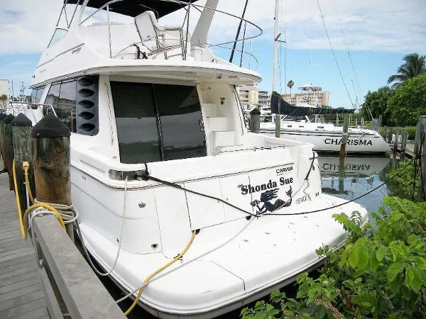 Slide: The Image of Carver Yachts 450 Voyager Pilothouse 2002 - 0