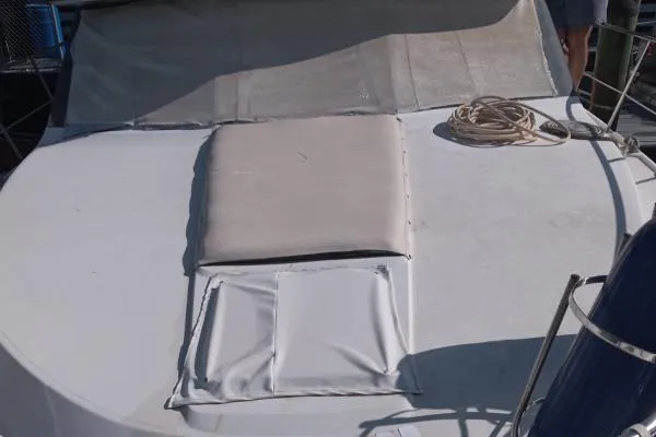 Slide: The Image of Carver Yachts 3607 Aft Cabin 1991 - 2