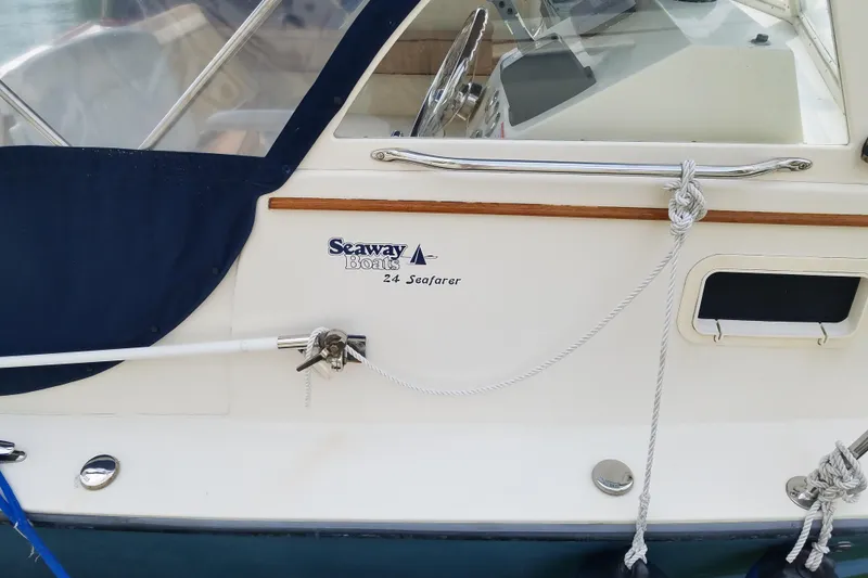 Slide: The Image of Seaway 24 Seafarer 2008 - 3