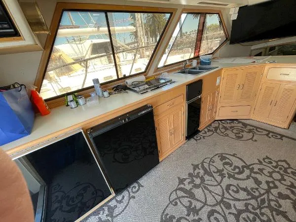 Slide: The Image of Quest Nauti Quest Sport Fisher 1989 - 11