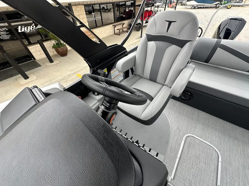 Slide: The Image of Interior of Trifecta 22 UL CS boat, model year 2026. - 29