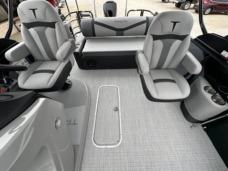 Slide: The Image of Interior of Trifecta 22 UL CS boat, model year 2026. - 30