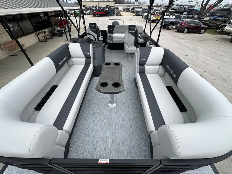 Slide: The Image of Bennington 22 S SWINGBACK 2026 - 32